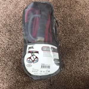 Rock climbing harness